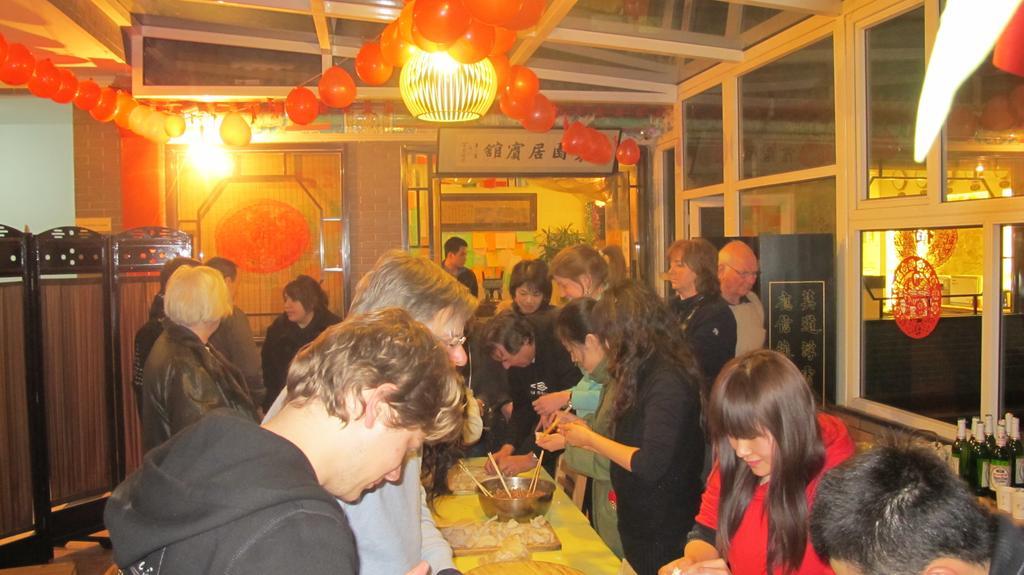 Hutong *